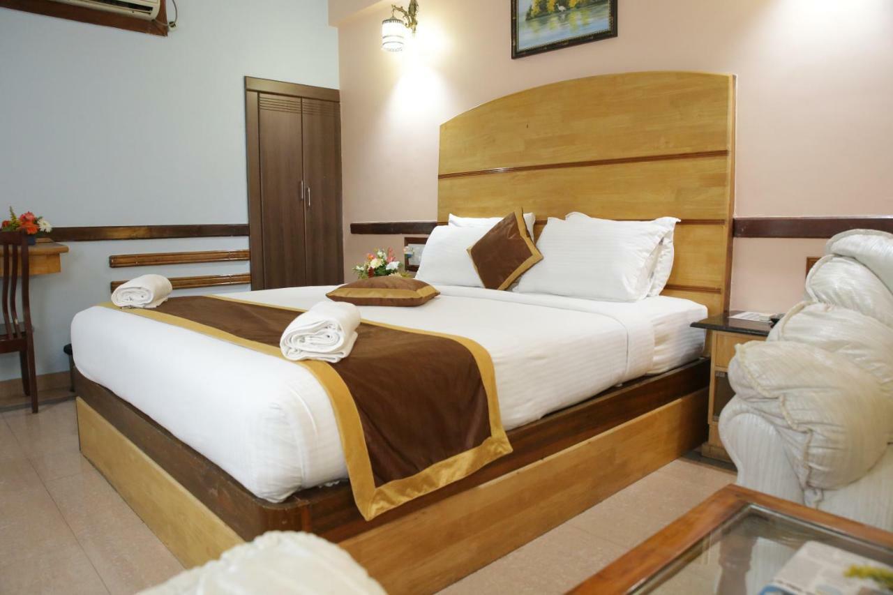 Hotel Presidency Kempegowda International Airport Бенґалуру Екстер'єр фото
